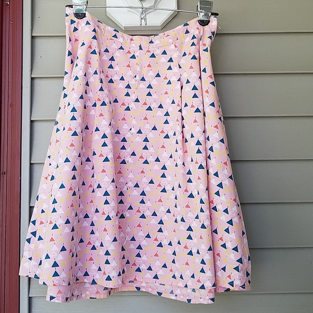 Adorable fit and flare ladies skirt